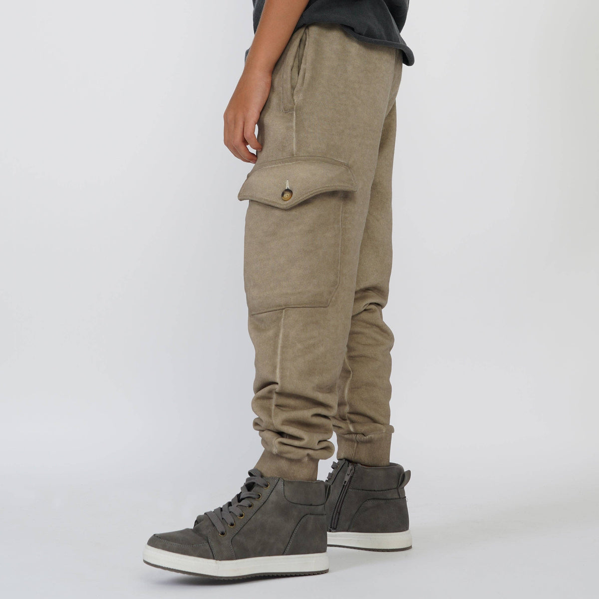Boys’ Garment-Dyed Cargo Fleece Joggers