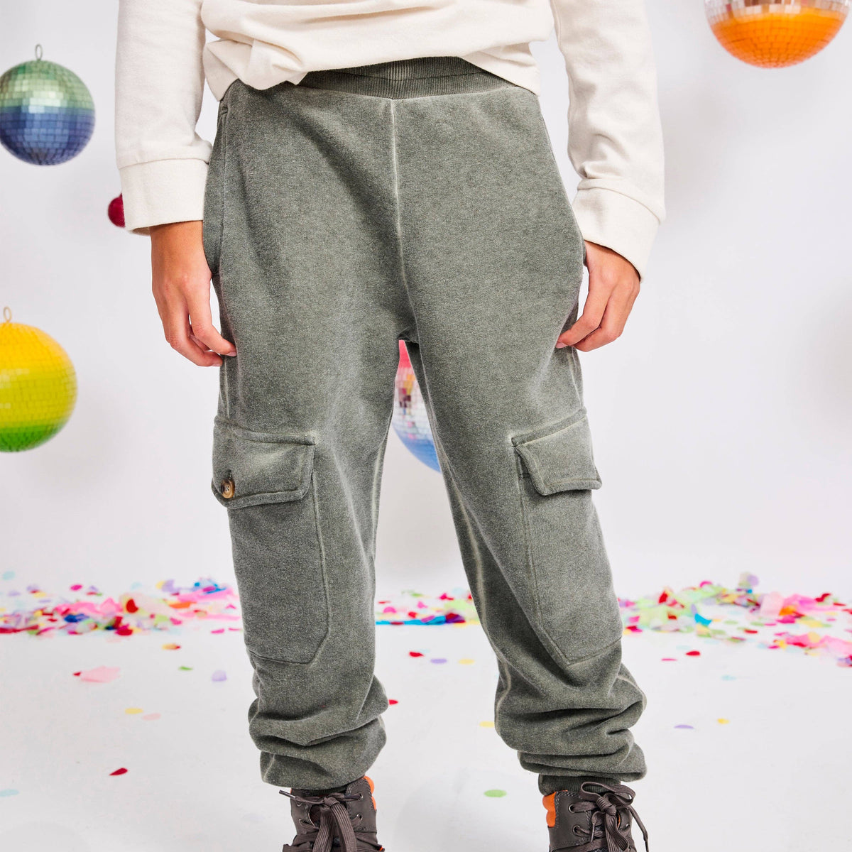 Boys’ Garment-Dyed Cargo Fleece Joggers