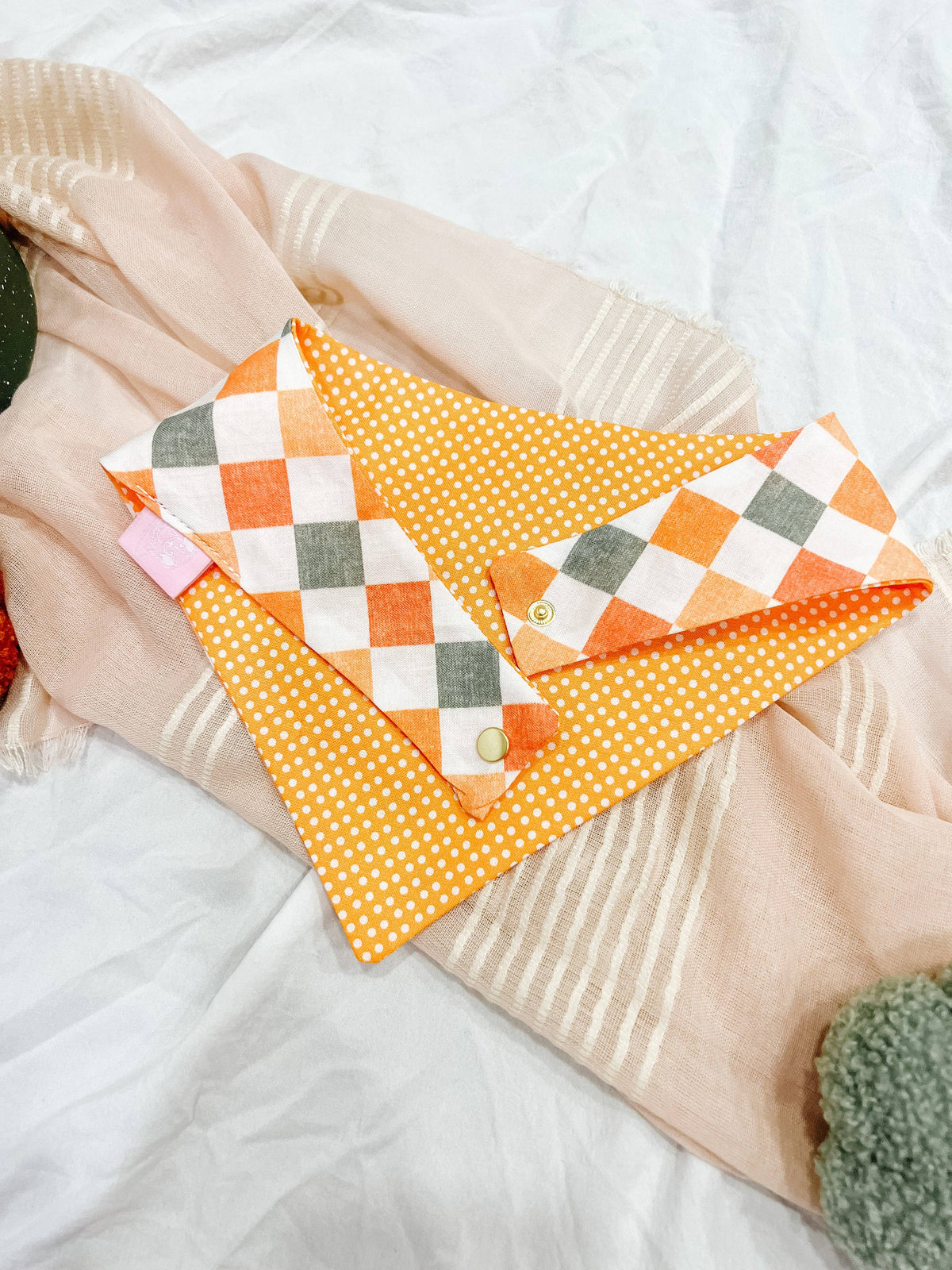Fall Checkered Snap-On Reversible Dog Bandana, Curved Neck
